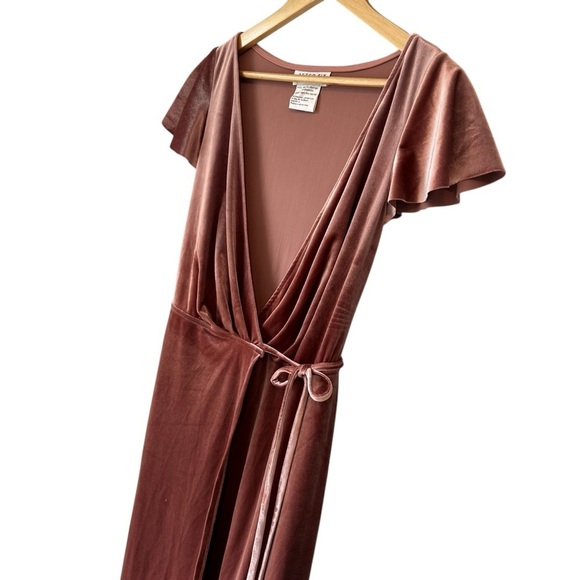 After Six Elegant Velvet Wrap Dress, Flutter Sleeve, Rose Pink, Regencycore, XS - Picture 6 of 13
